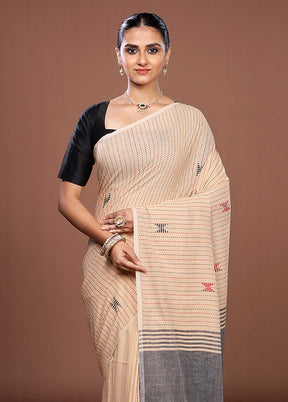 Cream Matka Silk Saree With Blouse Piece