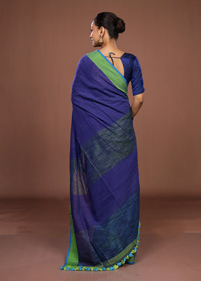 Blue Matka Silk Saree With Blouse Piece