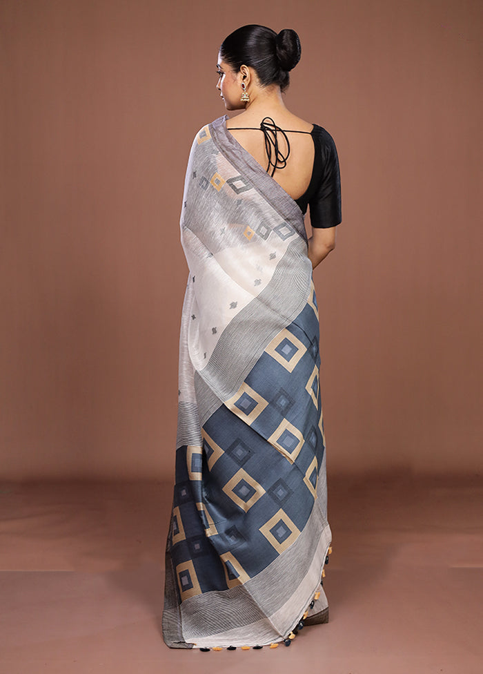 White Linen Silk Saree With Blouse Piece