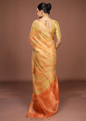 Cream Handloom Matka Pure Silk Saree With Blouse Piece