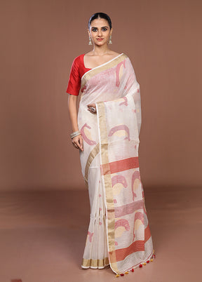 White Matka Silk Saree With Blouse Piece