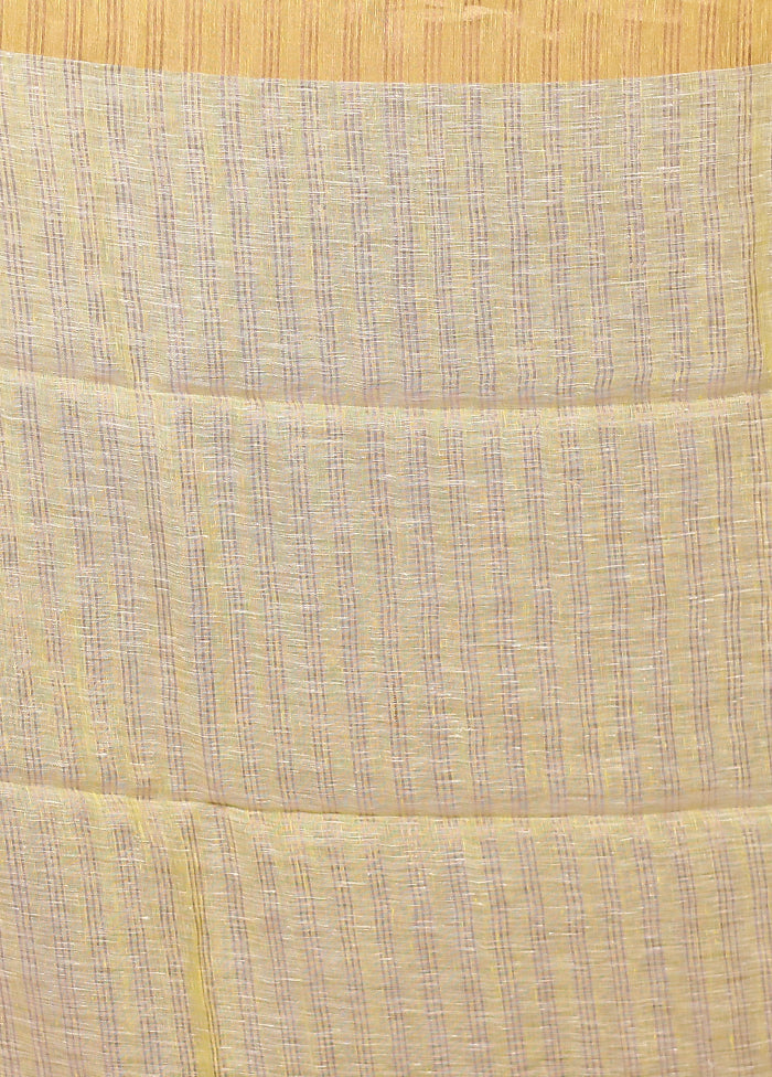 White Handloom Matka Pure Silk Saree With Blouse Piece