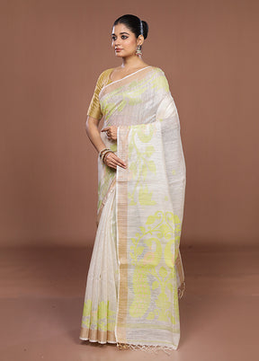 White Handloom Matka Pure Silk Saree With Blouse Piece