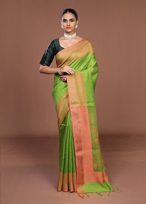 Green Handloom Matka Pure Silk Saree With Blouse Piece