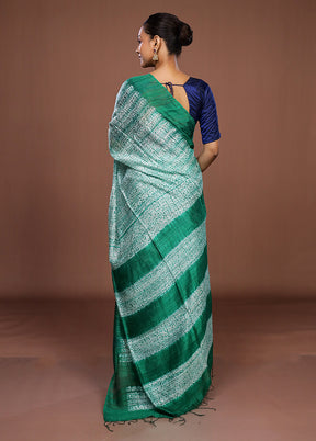 Green Handloom Matka Pure Silk Saree With Blouse Piece