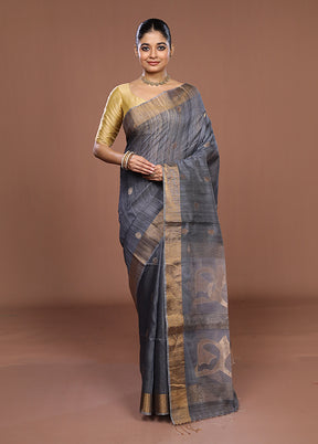 Grey Handloom Matka Pure Silk Saree With Blouse Piece