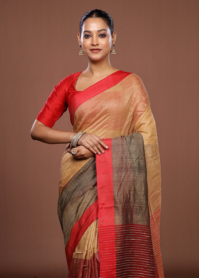 Cream Matka Silk Saree With Blouse Piece