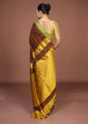 Maroon Matka Silk Saree With Blouse Piece