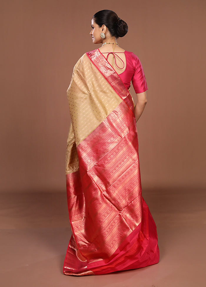 Cream Handloom Kanchipuram Pure Silk Saree With Blouse Piece