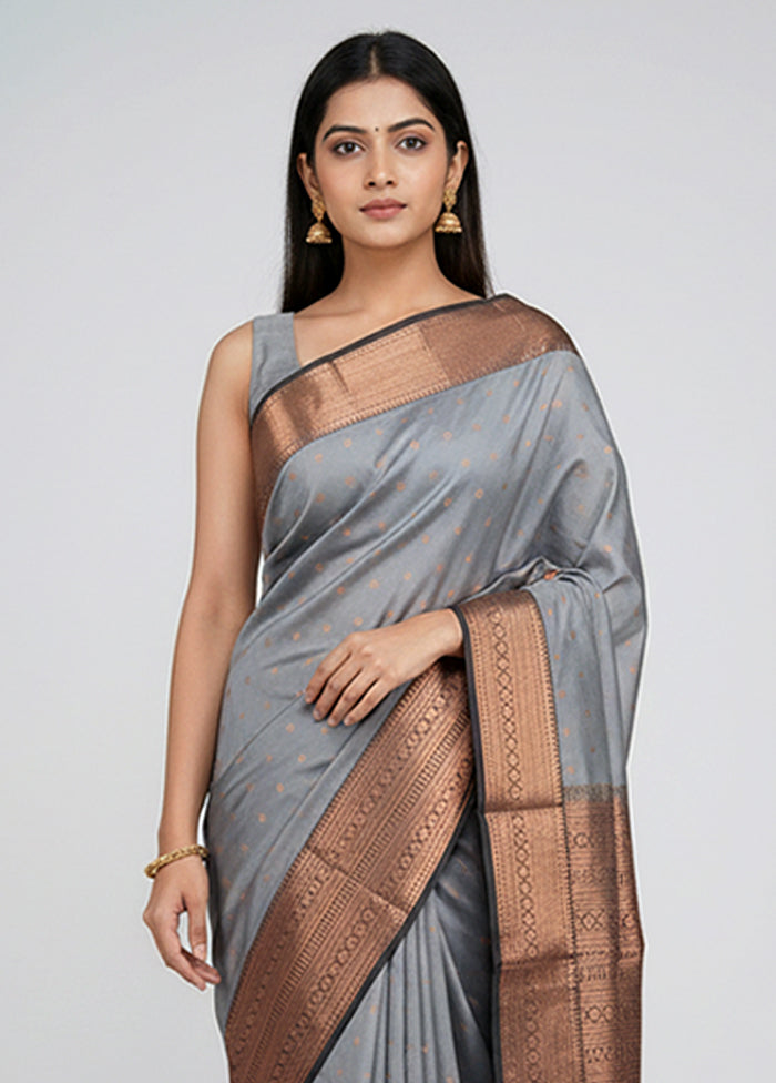 Grey Handloom Kanjivaram Pure Silk Saree With Blouse Piece