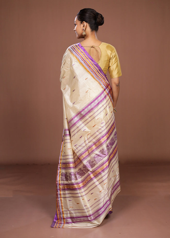 White Garad Silk Saree Without Blouse Piece