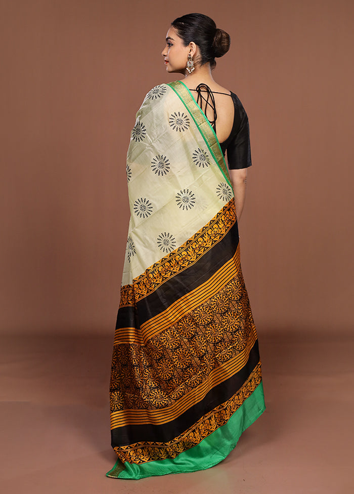 Cream Printed Silk Saree Without Blouse Piece