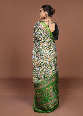 Cream Printed Silk Saree Without Blouse Piece