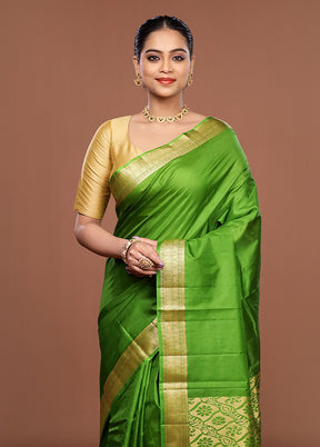 Green Printed Pure Silk Saree Without Blouse Piece