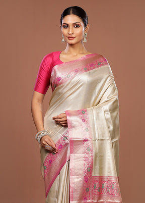 Gold Handloom Kanjivaram Pure Silk Saree With Blouse Piece