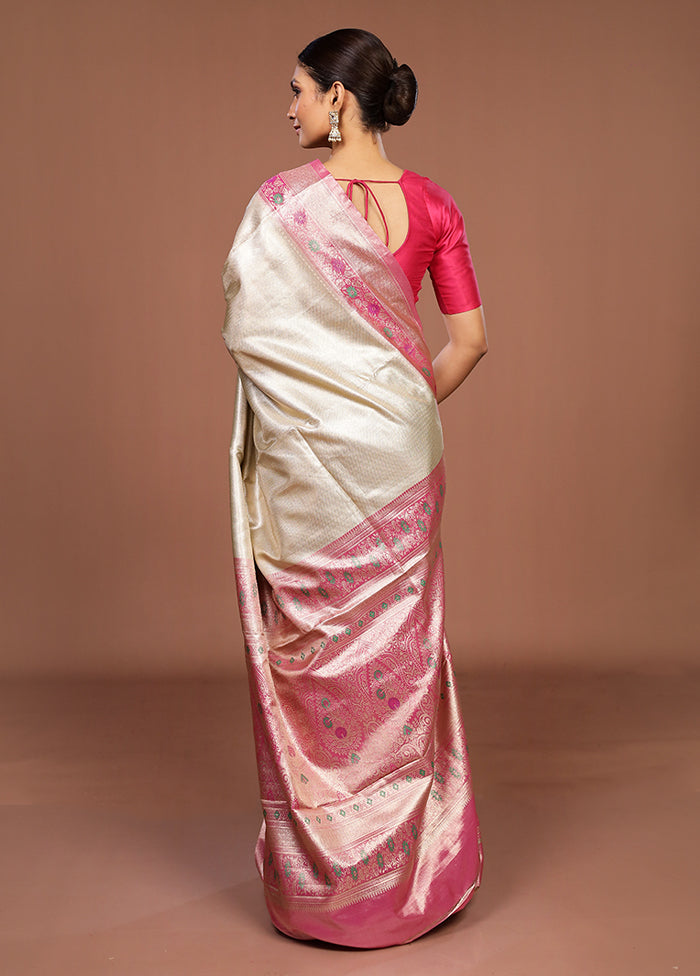 Gold Handloom Kanjivaram Pure Silk Saree With Blouse Piece