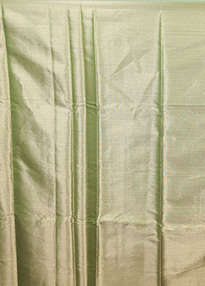 Green Kora Silk Saree With Blouse Piece