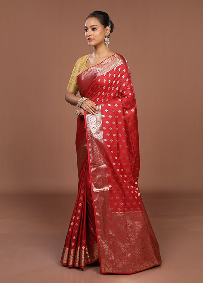 Red Uppada Silk Saree With Blouse Piece