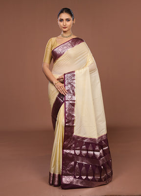 Cream Kora Silk Saree With Blouse Piece
