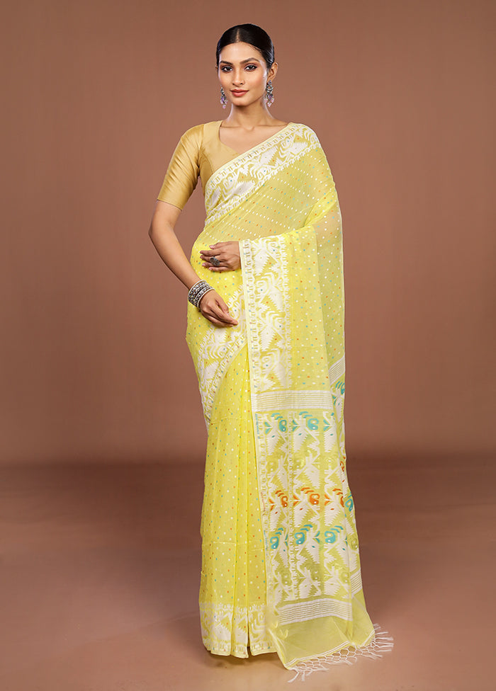 Yellow Matka Silk Saree With Blouse Piece