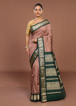 Cream Kanjivaram Silk Saree With Blouse Piece