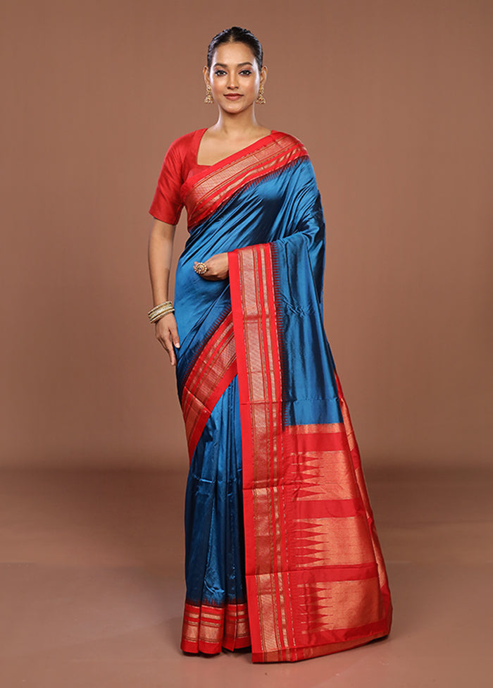 Blue Handloom Kanjivaram Pure Silk Saree With Blouse Piece