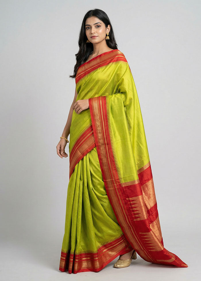 Green Handloom Kanjivaram Pure Silk Saree With Blouse Piece
