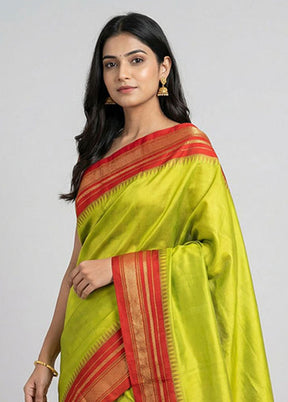 Green Handloom Kanjivaram Pure Silk Saree With Blouse Piece