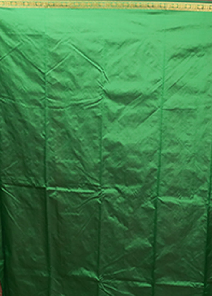 Green Kanjivaram Silk Saree With Blouse Piece