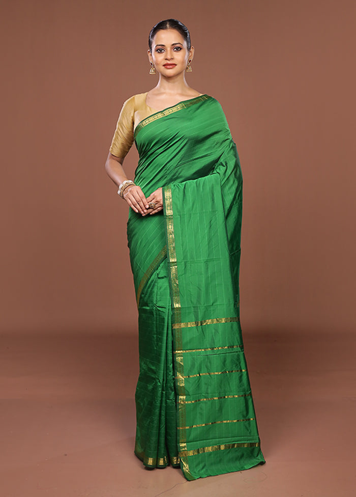 Green Kanjivaram Silk Saree With Blouse Piece