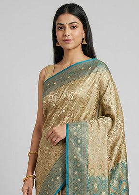 Green Tanchoi Silk Saree With Blouse Piece
