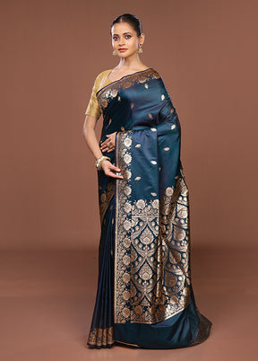 Green Banarasi Silk Saree With Blouse Piece