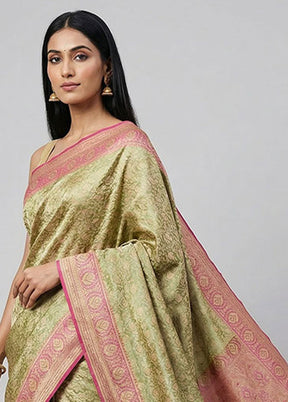Green Jamewar Silk Saree With Blouse Piece