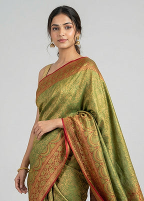 Green Jamewar Silk Saree With Blouse Piece