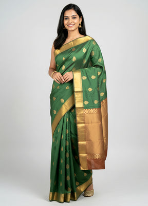 Green Kanjivaram Silk Saree With Blouse Piece