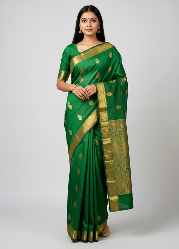 Green Kanjivaram Silk Saree With Blouse Piece