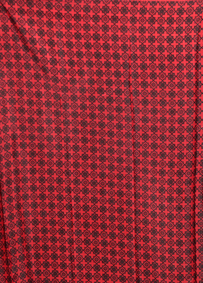 Red Dupion Silk Saree With Blouse Piece