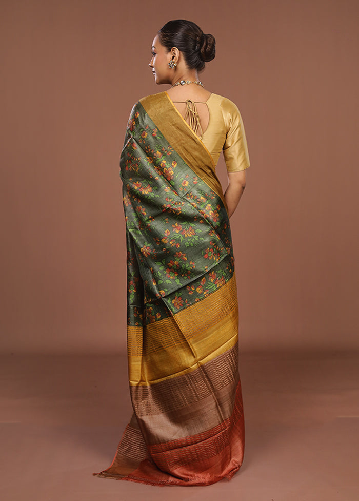Green Handloom Tussar Pure Silk Saree With Blouse Piece
