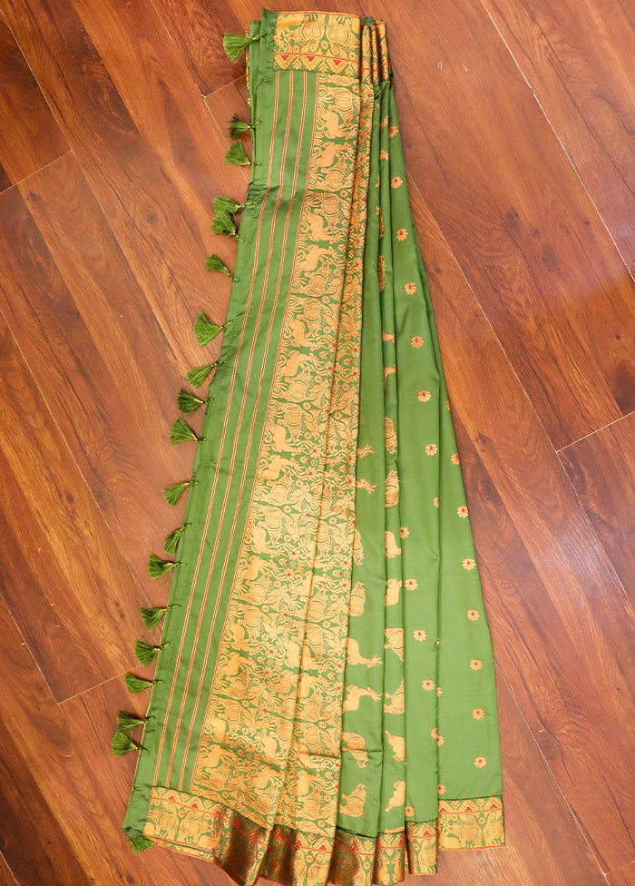 Green Assam Silk Saree With Blouse Piece