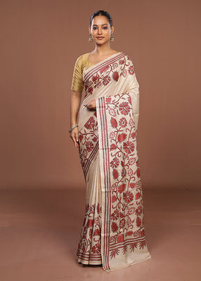 Cream Handloom Kantha Stitch Pure Silk Saree With Blouse Piece