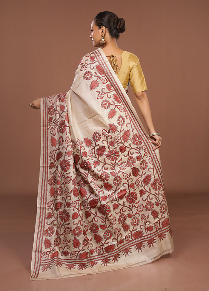 Cream Handloom Kantha Stitch Pure Silk Saree With Blouse Piece