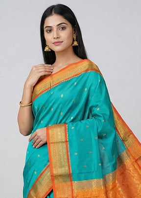 Blue Handloom Kanjivaram Pure Silk Saree With Blouse Piece