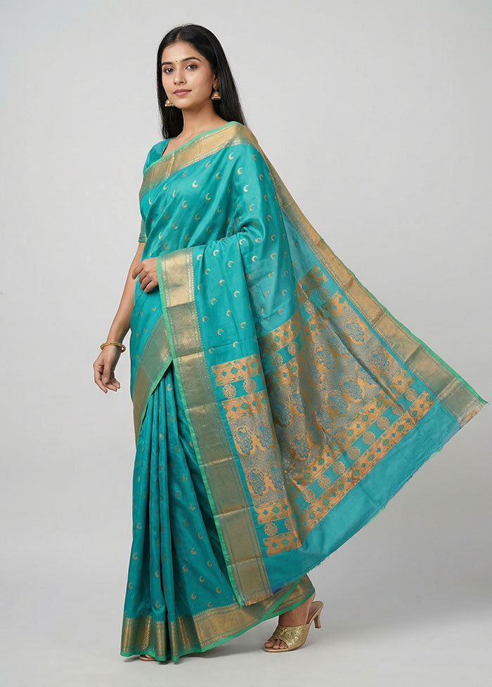 Green Kanjivaram Silk Saree With Blouse Piece