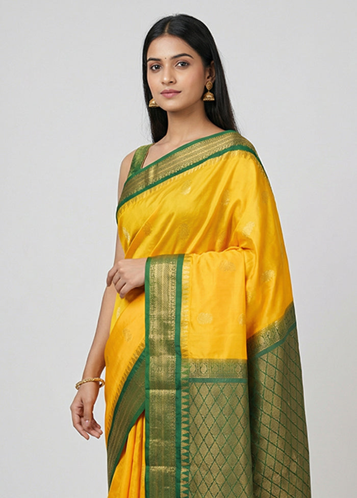 Yellow Gadwal Silk Saree Without Blouse Piece