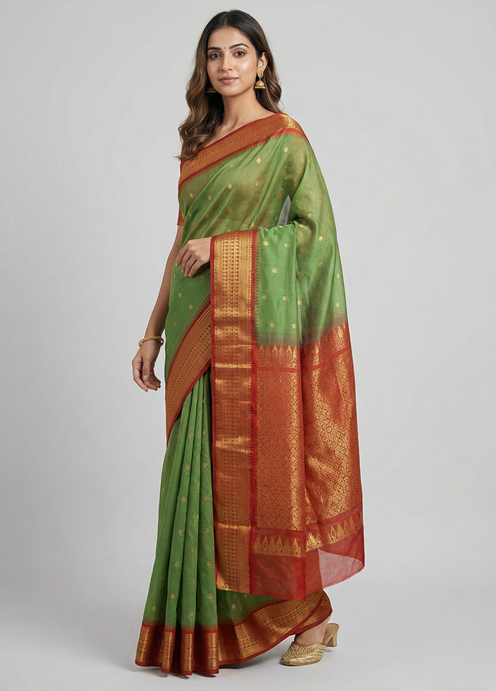 Green Gadwal Silk Saree Without Blouse Piece