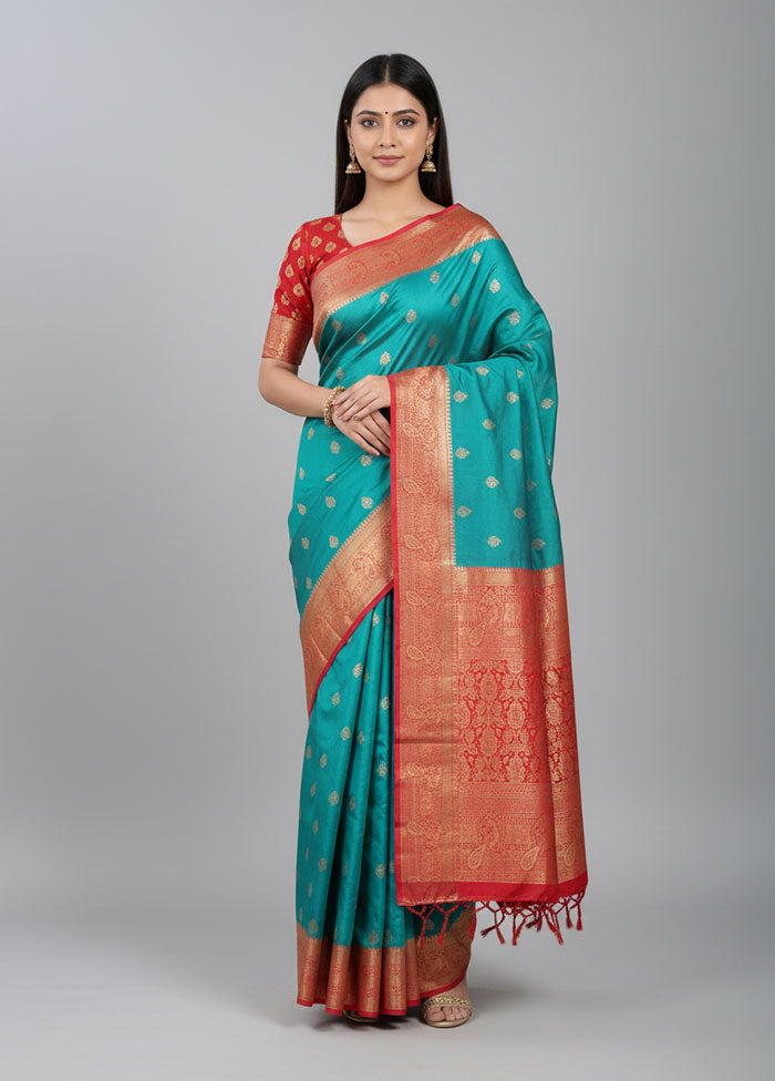 Green Kanjivaram Silk Saree With Blouse Piece