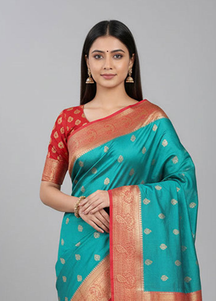 Green Kanjivaram Silk Saree With Blouse Piece