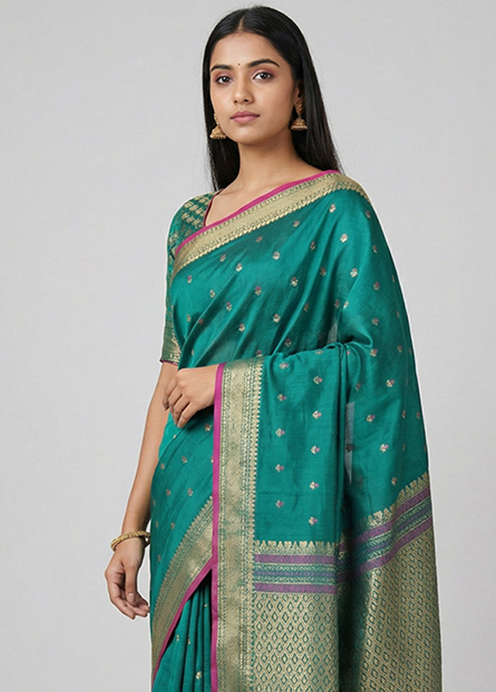 Green Kanjivaram Silk Saree With Blouse Piece
