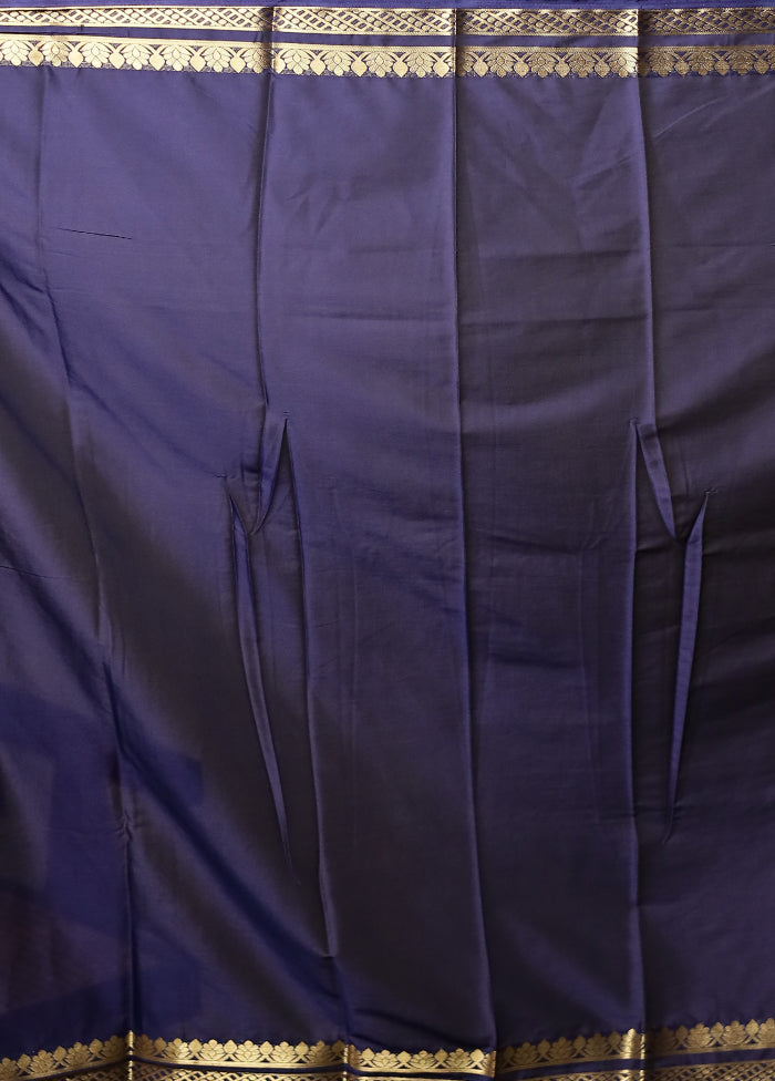 Blue Printed Silk Saree With Blouse Piece