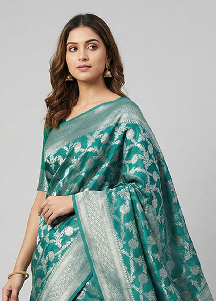 Green Kora Silk Saree With Blouse Piece